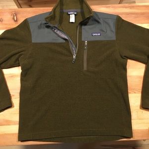 Patagonia fleece pullover Medium nice forest green